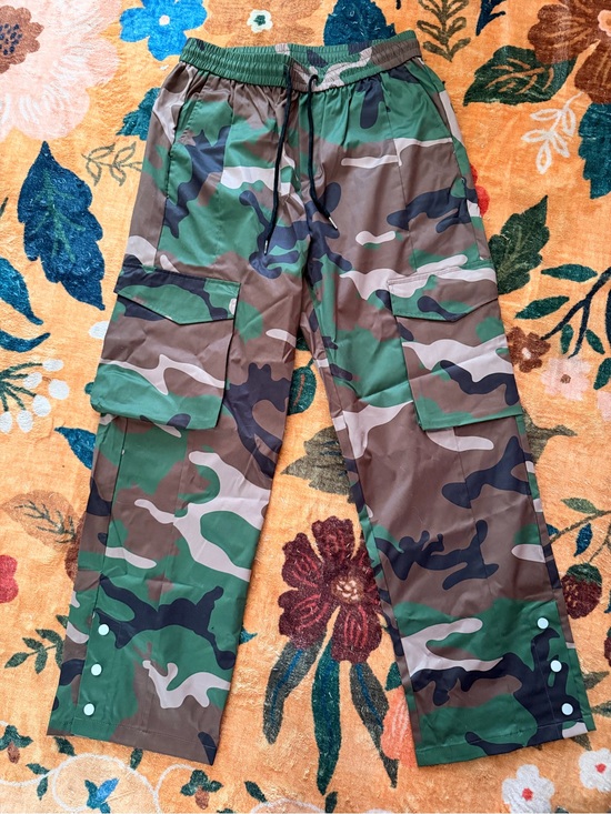 Manfinity Other - Men’s Manfinity camouflage army green baggy pants trendy streetwear